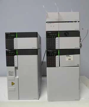 Shimadzu Prominence HPLC System With SPD-20AV UV-VIS Detector