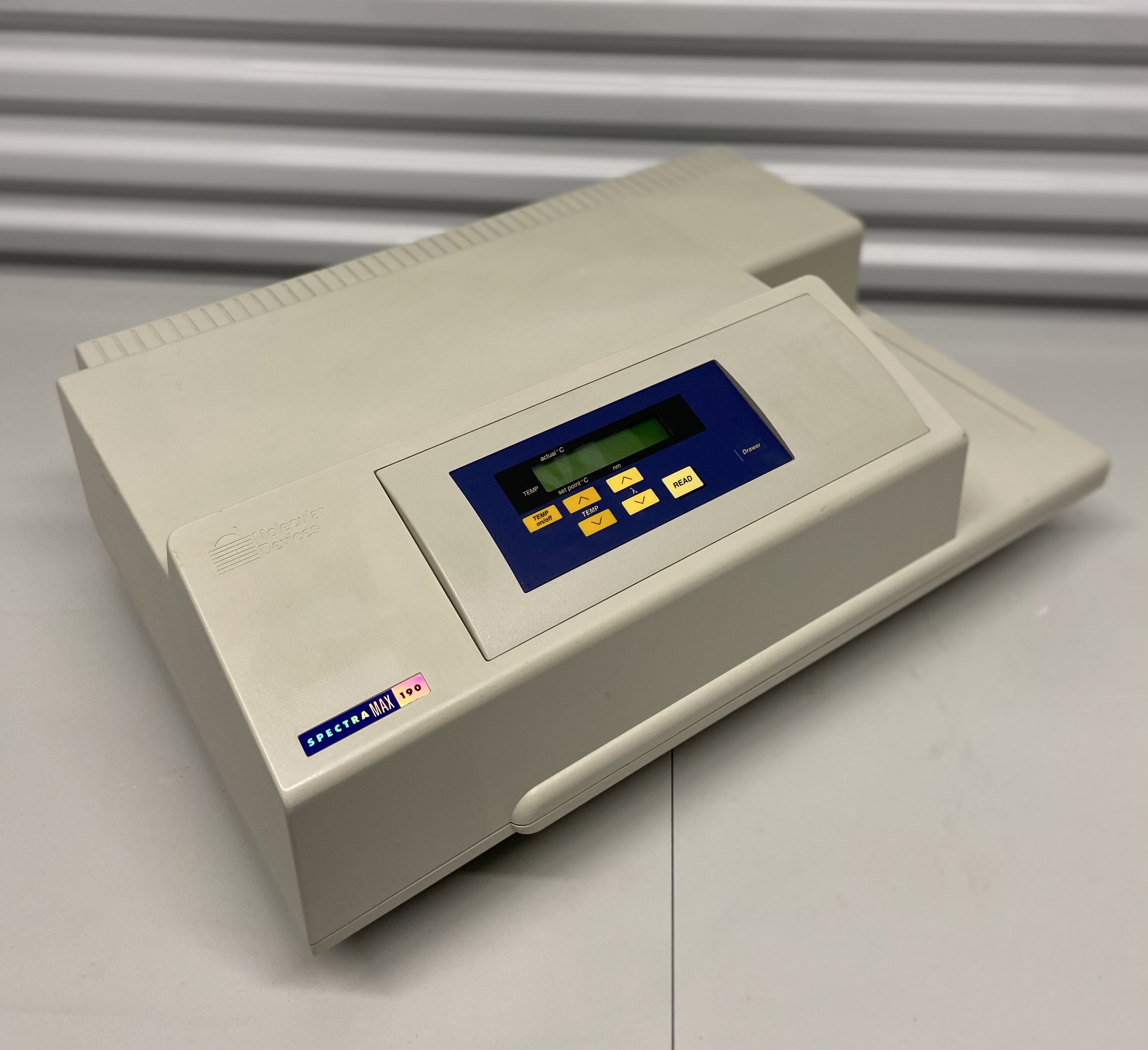 Molecular Devices SpectraMax 190 Microplate Spectrophotometer