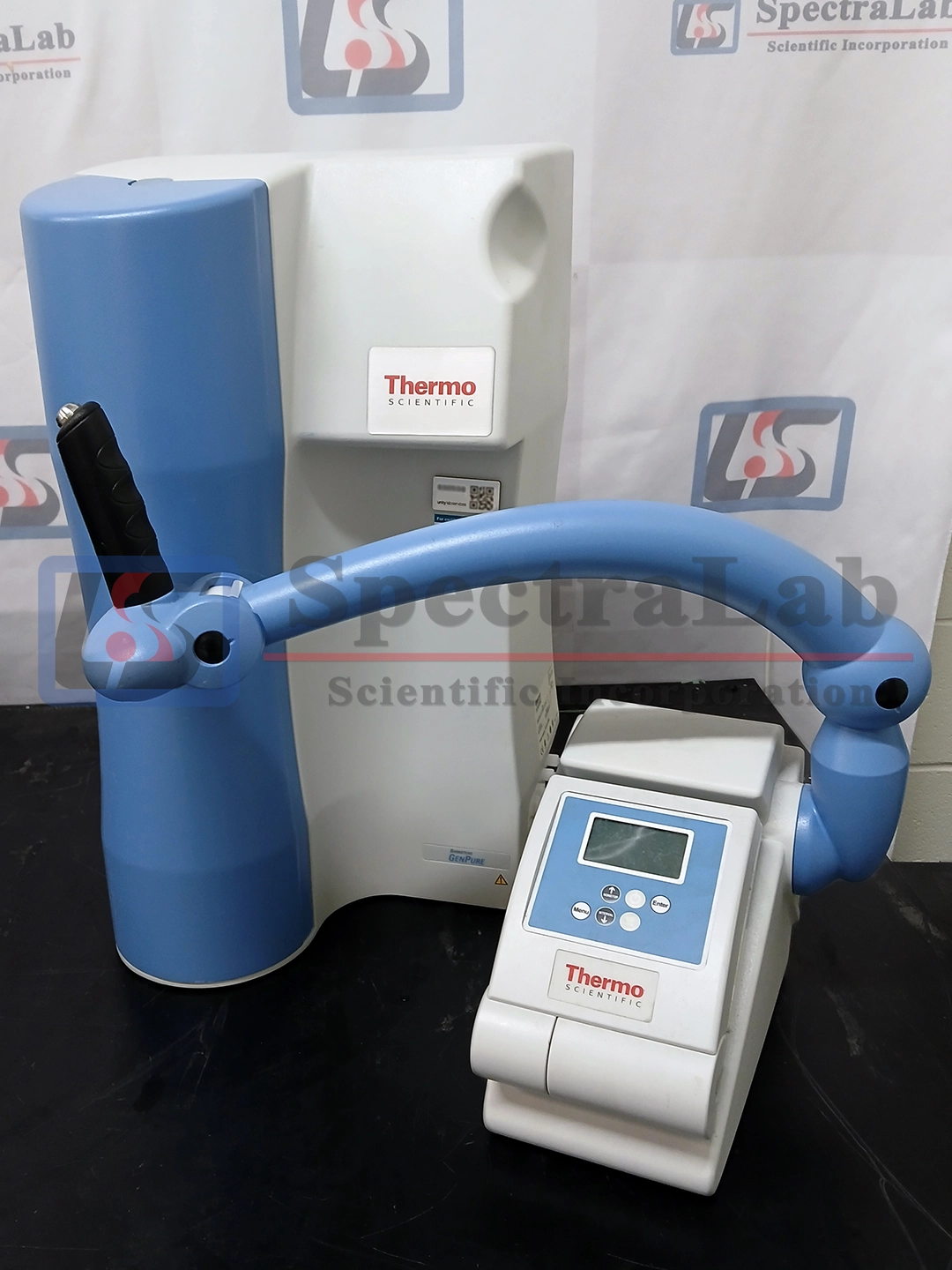 Thermo Scientific GenPure UV-TOC/UF xCAD Water Purification System