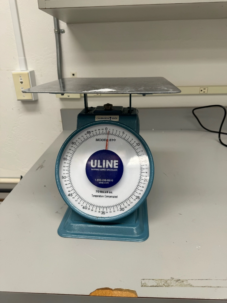 ULINE Model 870 Scale
