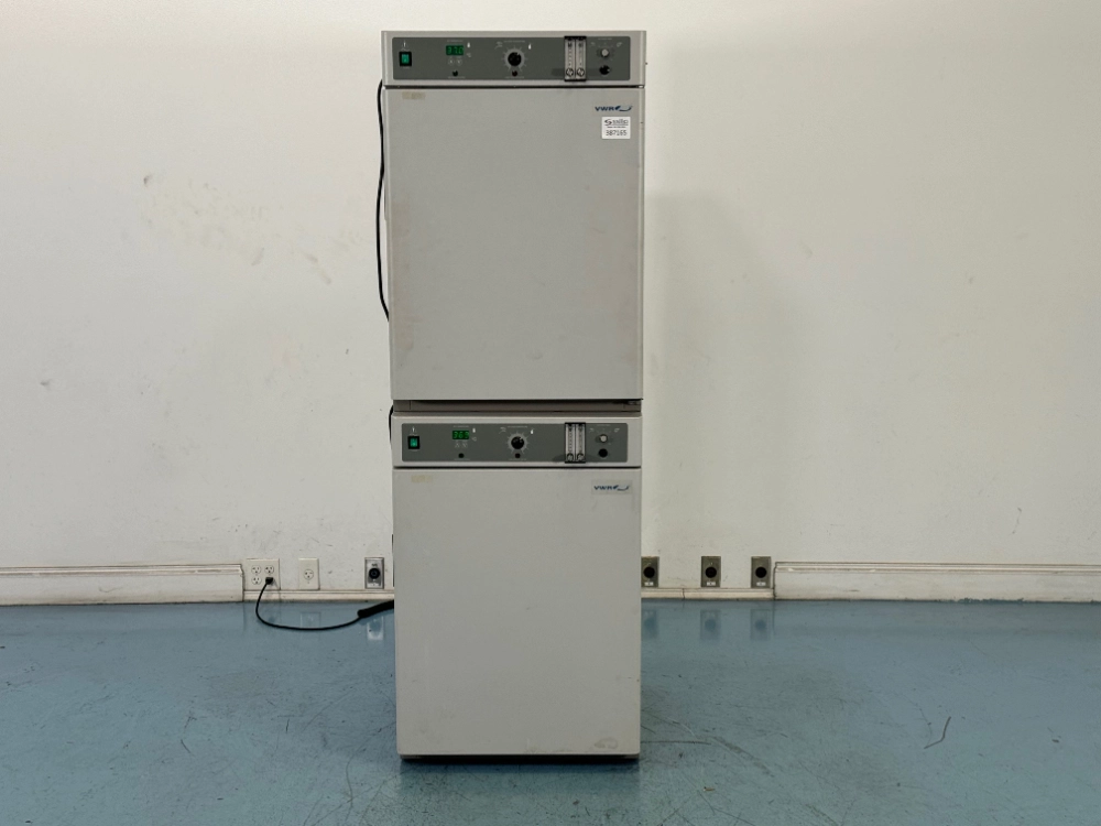 VWR Double Stack CO2 Incubator