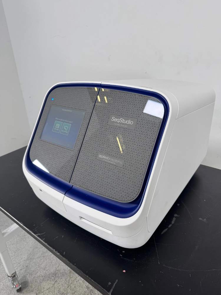 Applied Biosystems SeqStudio Genetic Analyzer | LabX.com