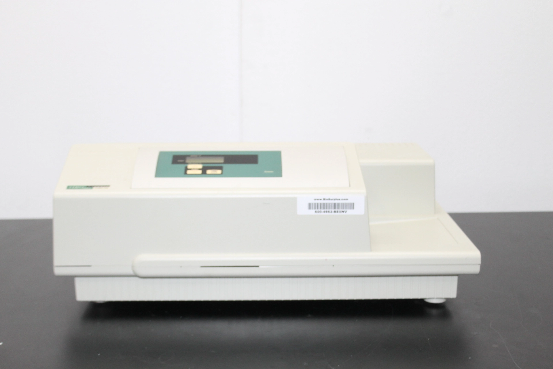 Molecular Devices VERSAmax Tunable Microplate Reader UV-Vis