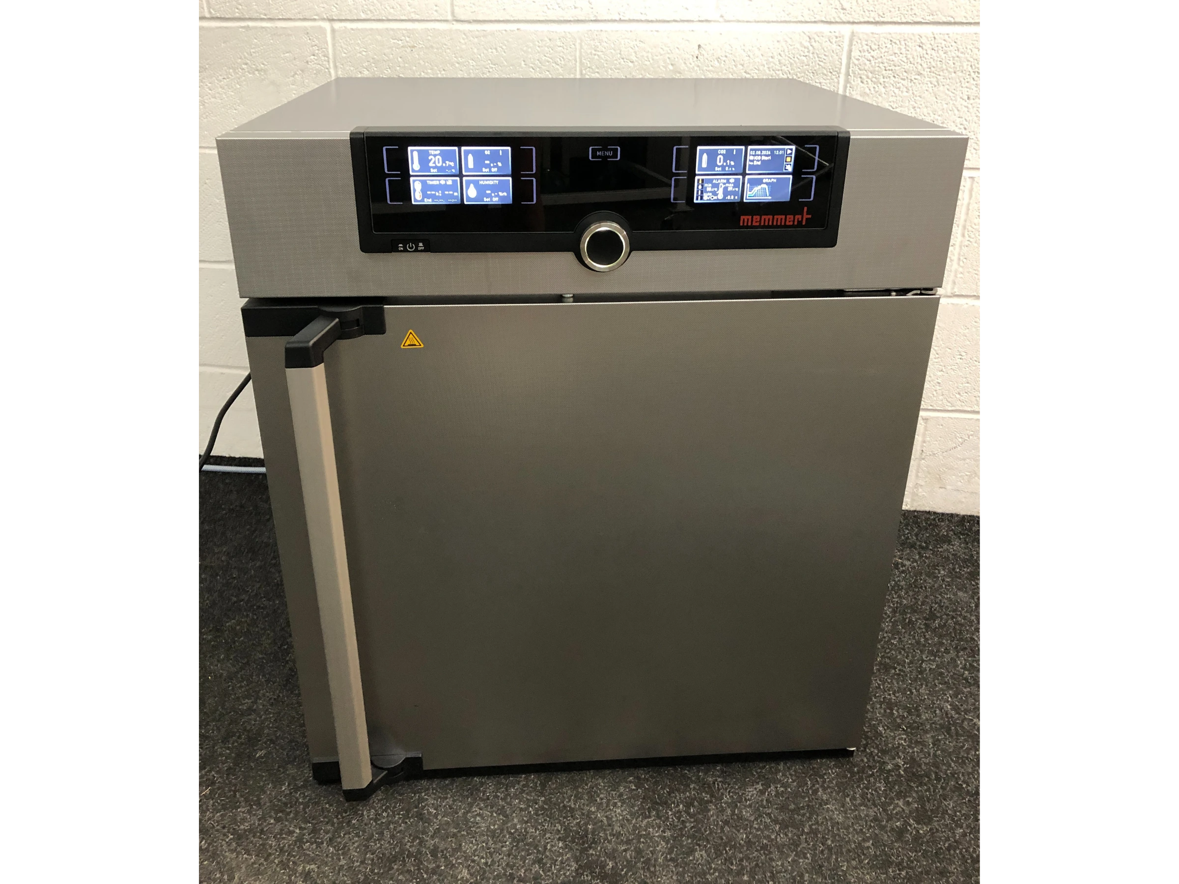 Memmert ICO150 CO2 Incubator