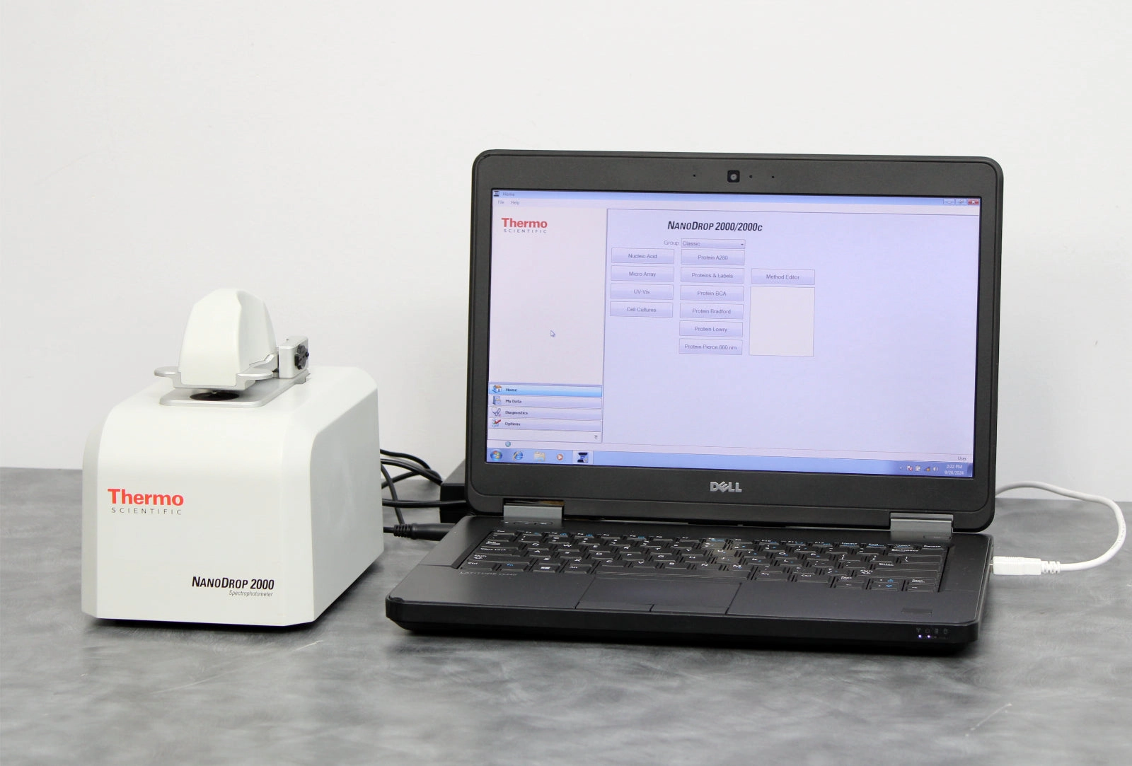 Thermo Scientific NanoDrop 2000 UV-Vis Spectrophotometer w/ Laptop and Software