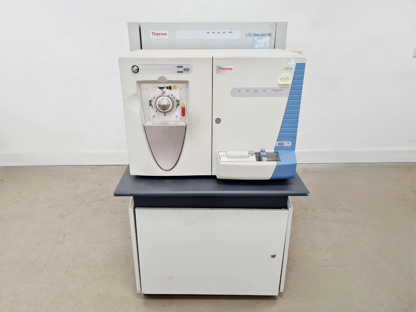 Thermo Scientific LTQ Orbitrap XL Hybrid Ion Mass Spec System Lab