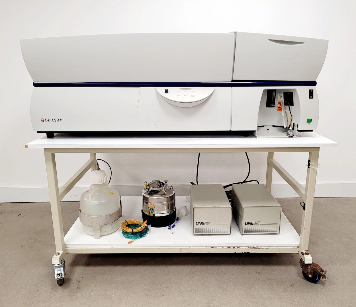 BD Becton Dickinson LSR II Flow Cytometer Lab