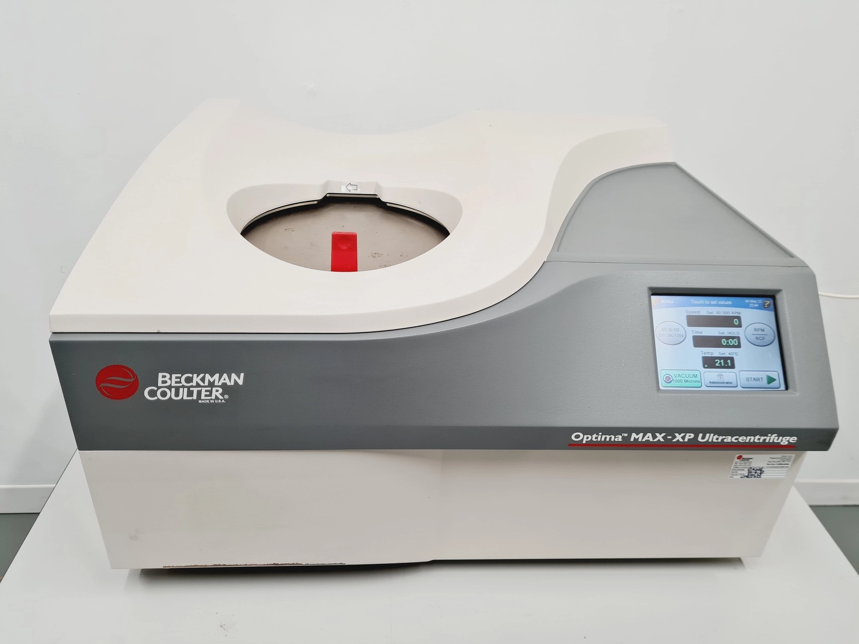 Beckman Coulter Optima Max-XP Ultracentrifuge with MLS 50 Rotor Lab