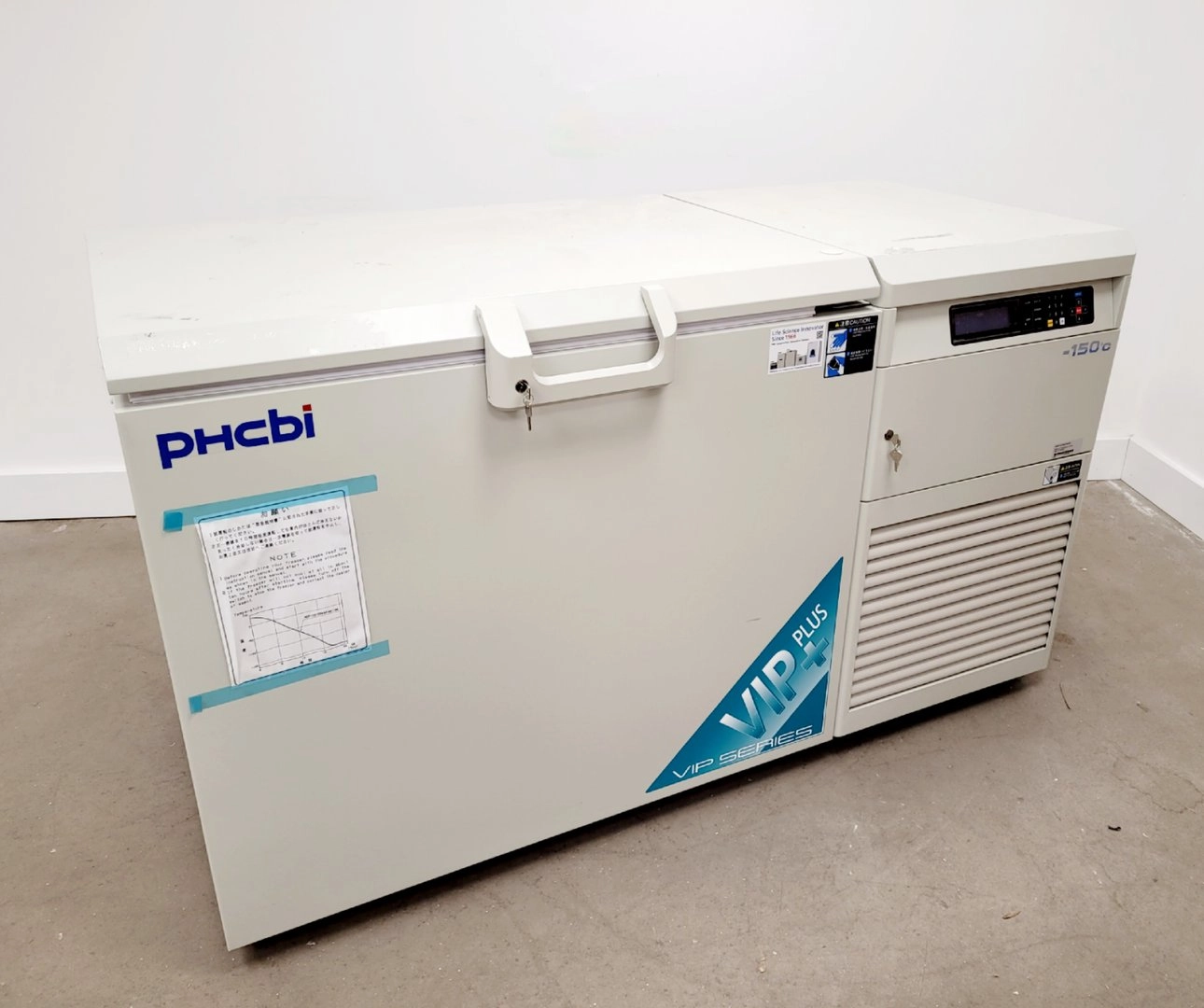 PHCBI Ultra Low Temperature -150˚C Freezer VIP Series  MDF-C2156VAN Lab