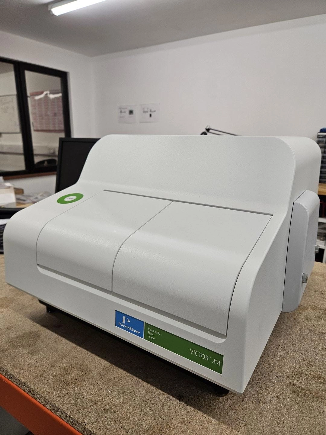 Perkin Elmer Victor X4 Model:-2030-0040 Multilabel Plate Reader Lab