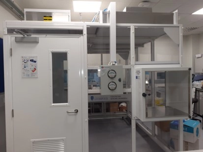 Life Sciences QD12844R1 Laboratory Cleanroom Lab