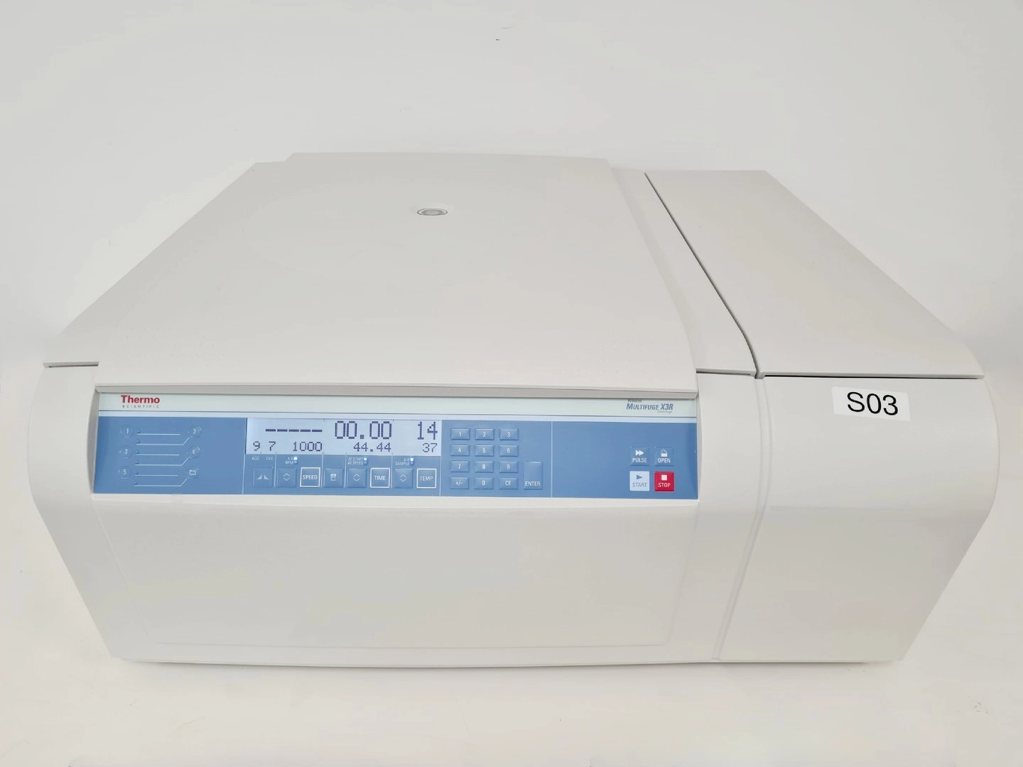 Thermo Scientific Heraeus Multifuge X3R Centrifuge with 4700RPM Rotor