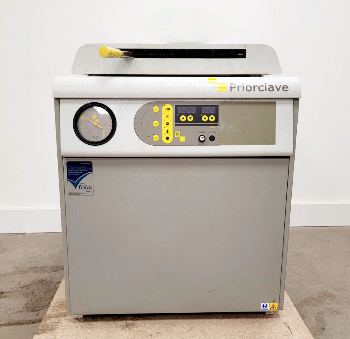 Priorclave Model PS/QCS/SV100 Top Loading Autoclave Lab