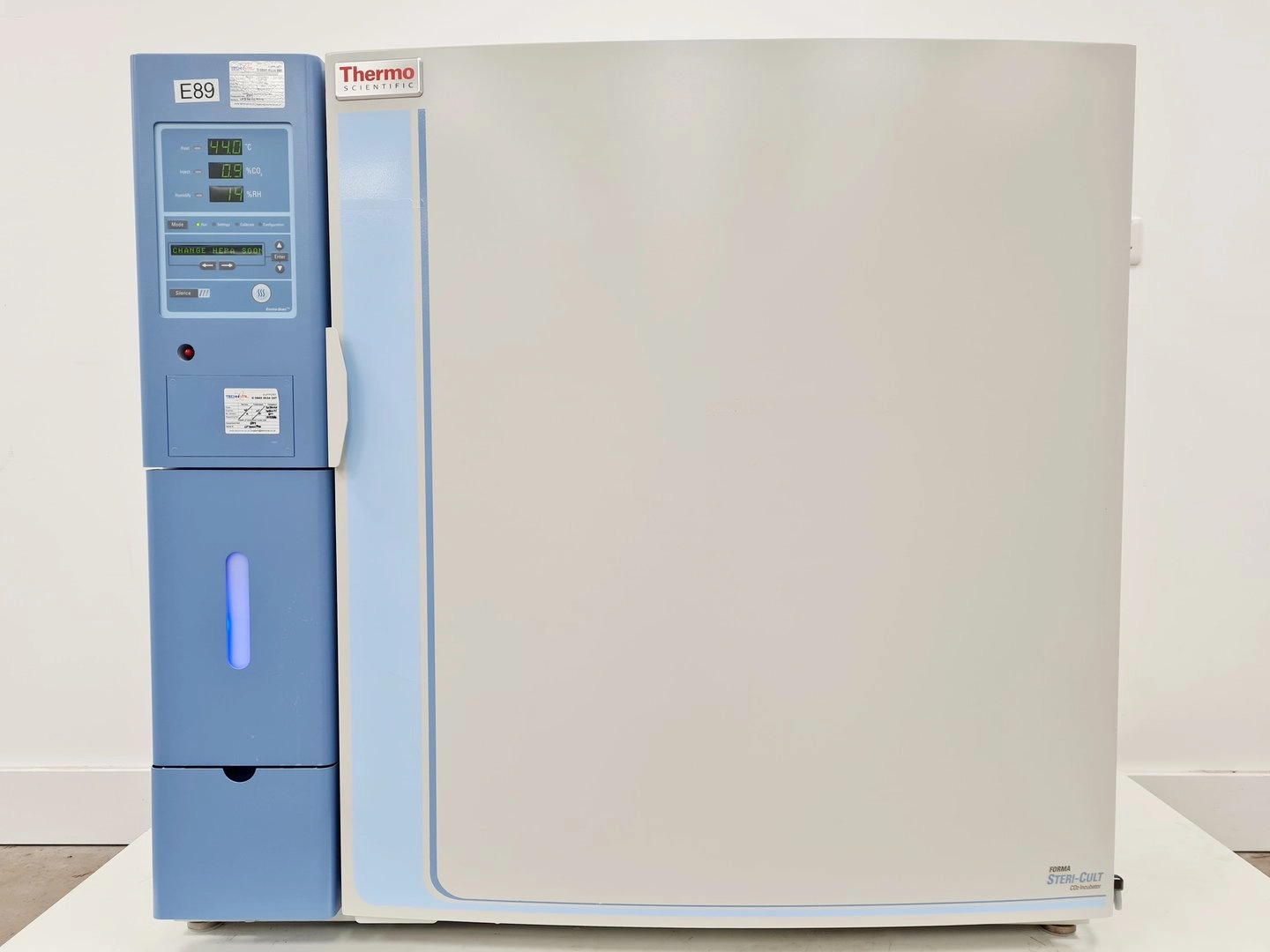 Thermo Scientific 3311 Forma Steri-Cult Co2 Incubator Lab