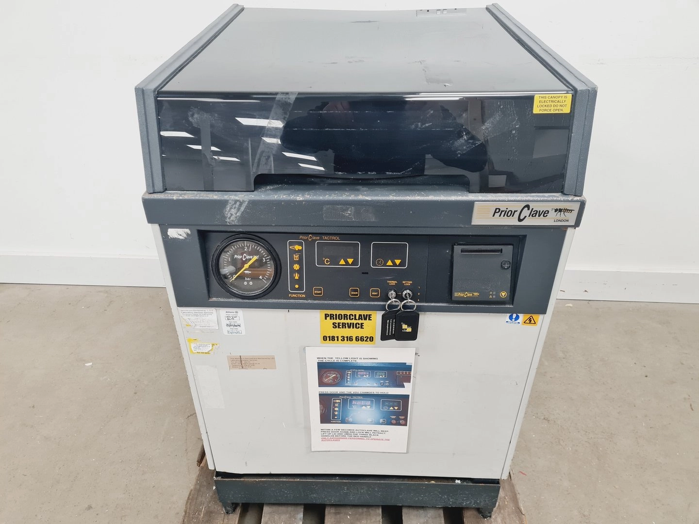 Priorclave  EV100 Top-Loader Autoclave Lab