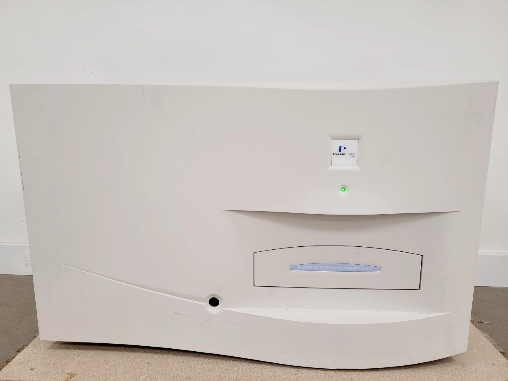 Perkin Elmer ProXPRESS 2D Proteomic Imaging System Lab