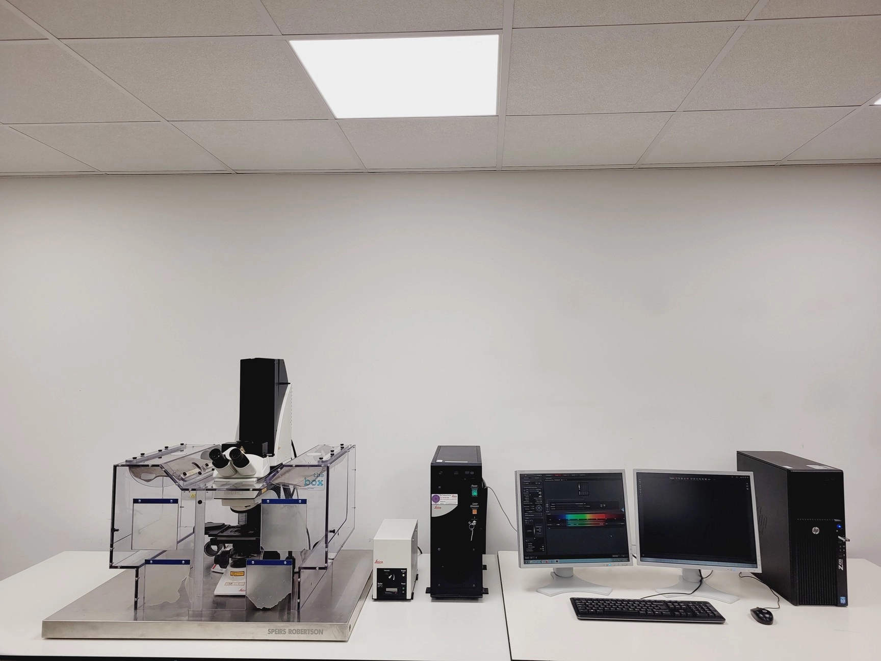 Leica DM2500 Confocal Microscope System w/ Application Suite X Software Lab