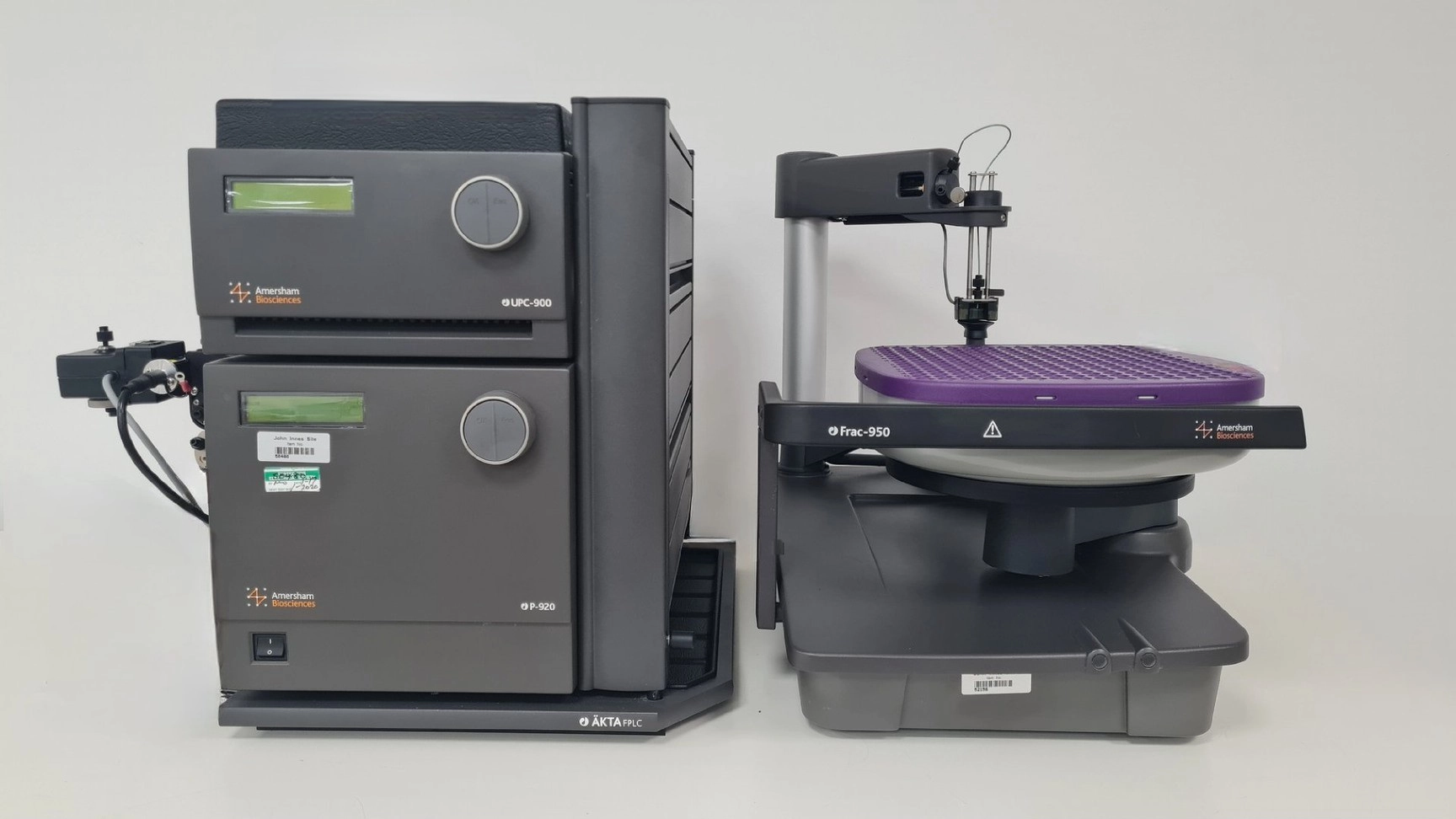 Amersham Biosciences AKTA FPLC System UPC-900 P-920 INV-907 M-925 Frac-950 Lab