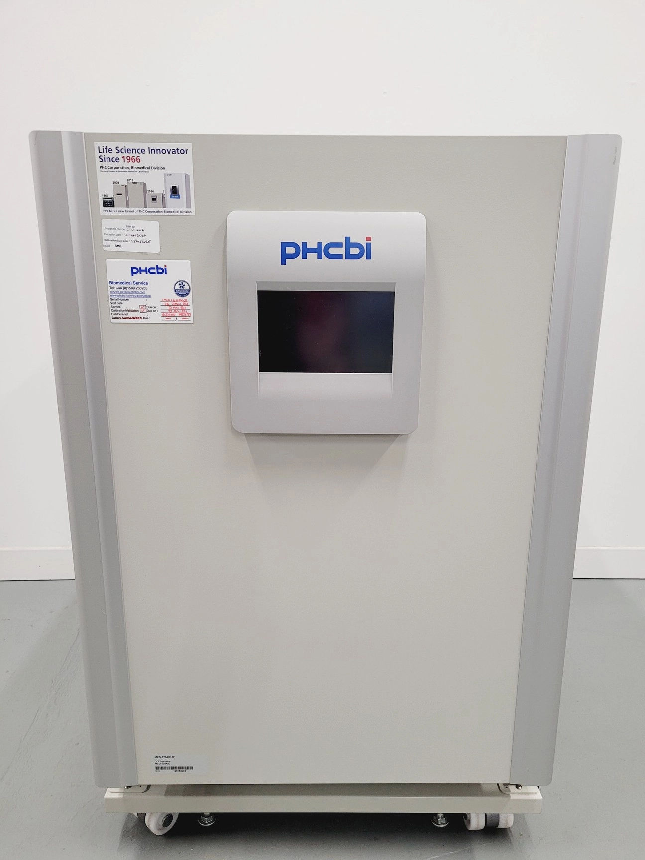 PHCBI CO2 Incubator Model Type MCO-170AICD-PE With Shelving And Tray Lab