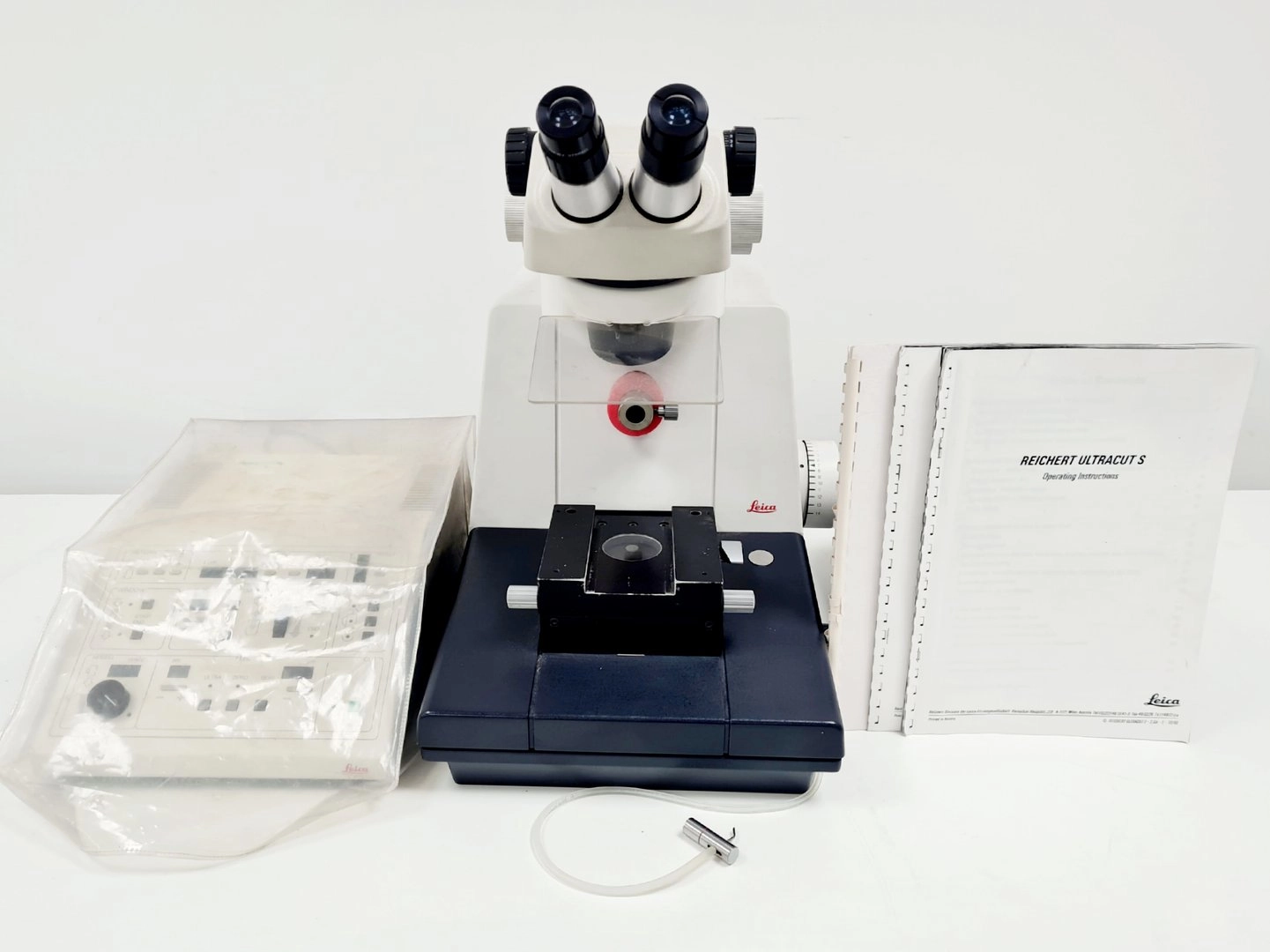 Leica Reichert Ultracut S Ultramicrotome and Controller Lab