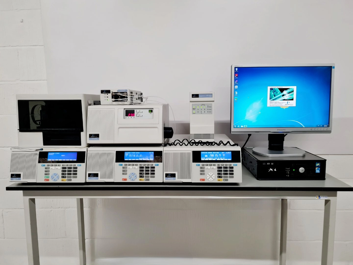 Perkin Elmer 200 Series HPLC System with PC &amp; Software Lab