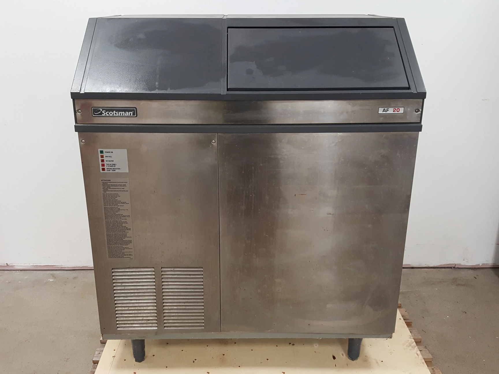 Scotsman Frimont Ice Machine  Model - AF20 AS 230/50/1 Lab