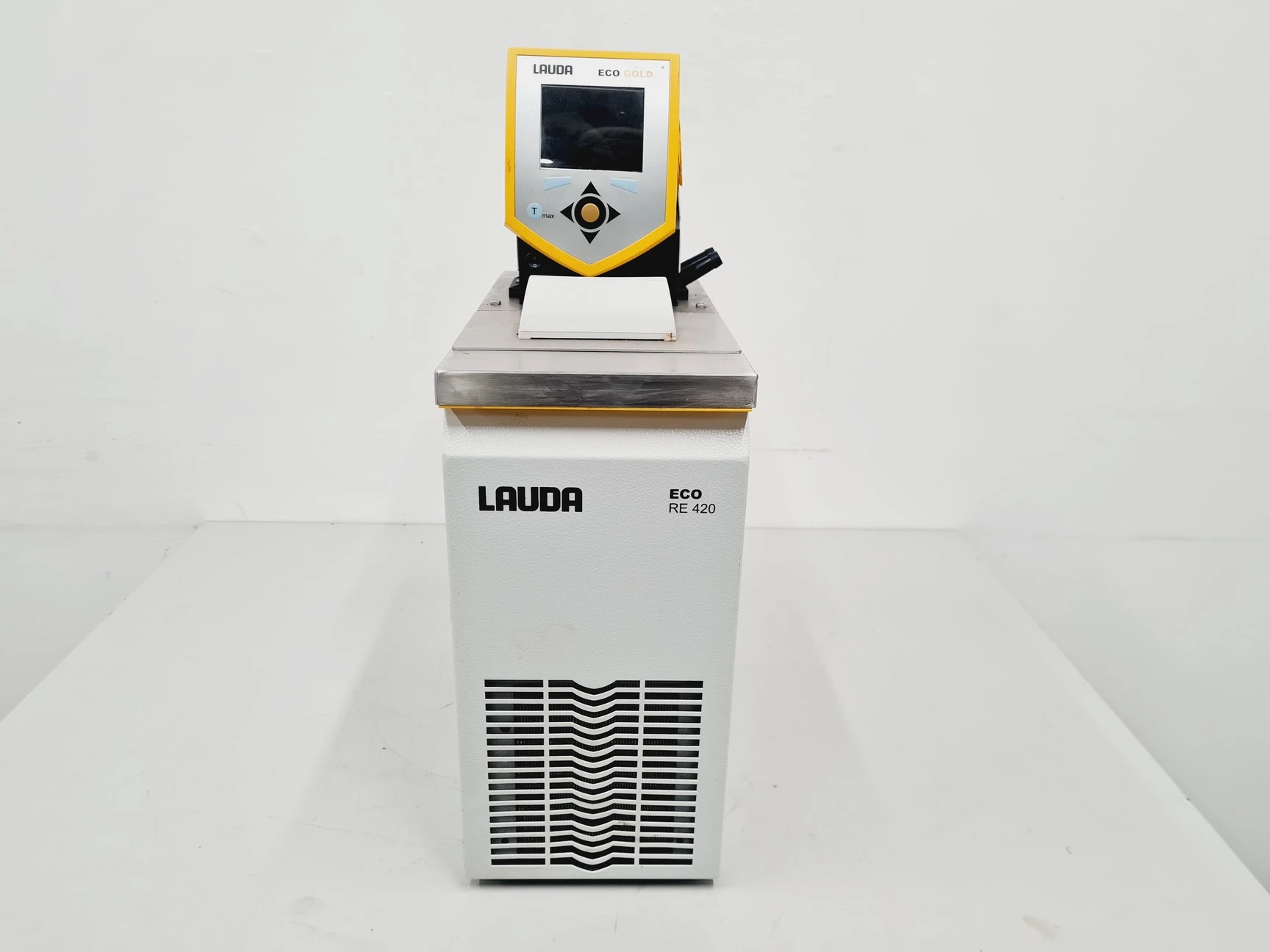 Lauda Eco Gold with Lauda Eco RE 420 G Water Bath Spares/Repair | LabX.com