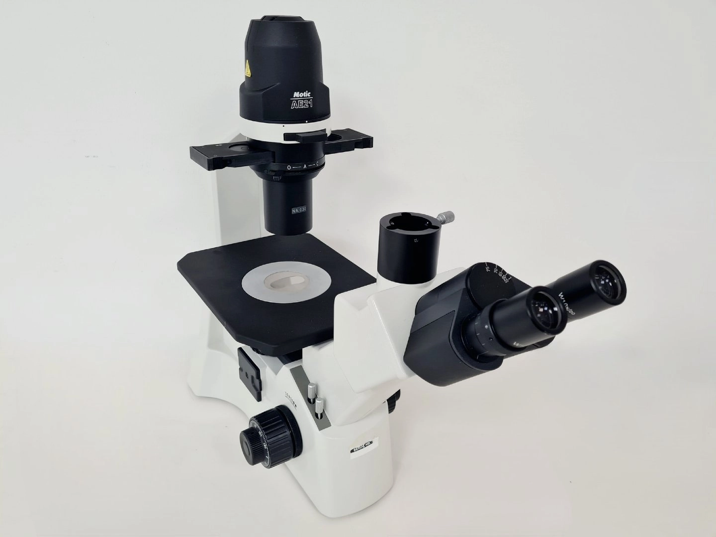 Motic AE21 Series Trinocular Inverted Microscope with 3x Objectives