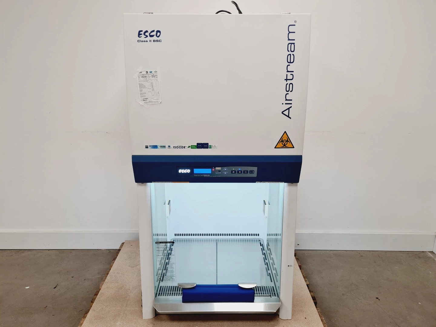 Esco Class 2 BSC Airstream AC2-2E8 Safety Cabinet Lab