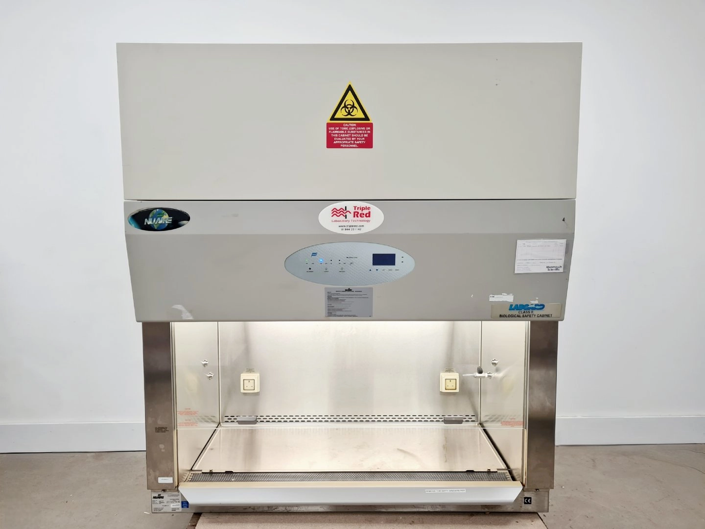 Nuaire Class 2 Biological Safety Cabinet NU-437-400S Lab