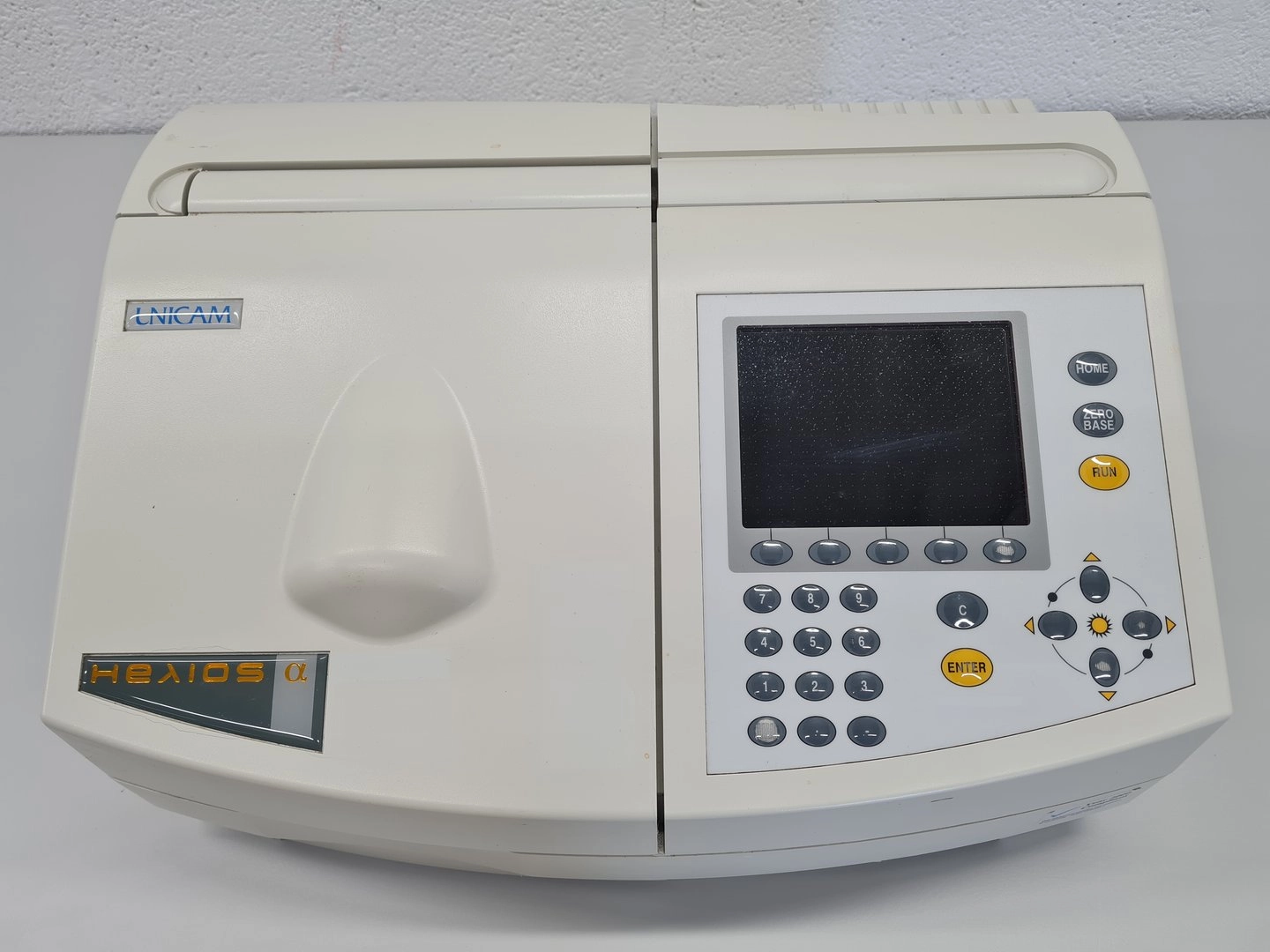 Unicam Helios Alpha Spectrophotometer Lab