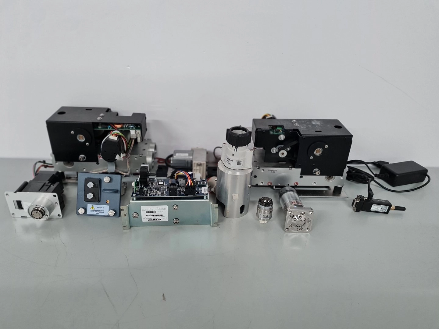 Job Lot of Assorted Agilent HPLC System Parts Lab