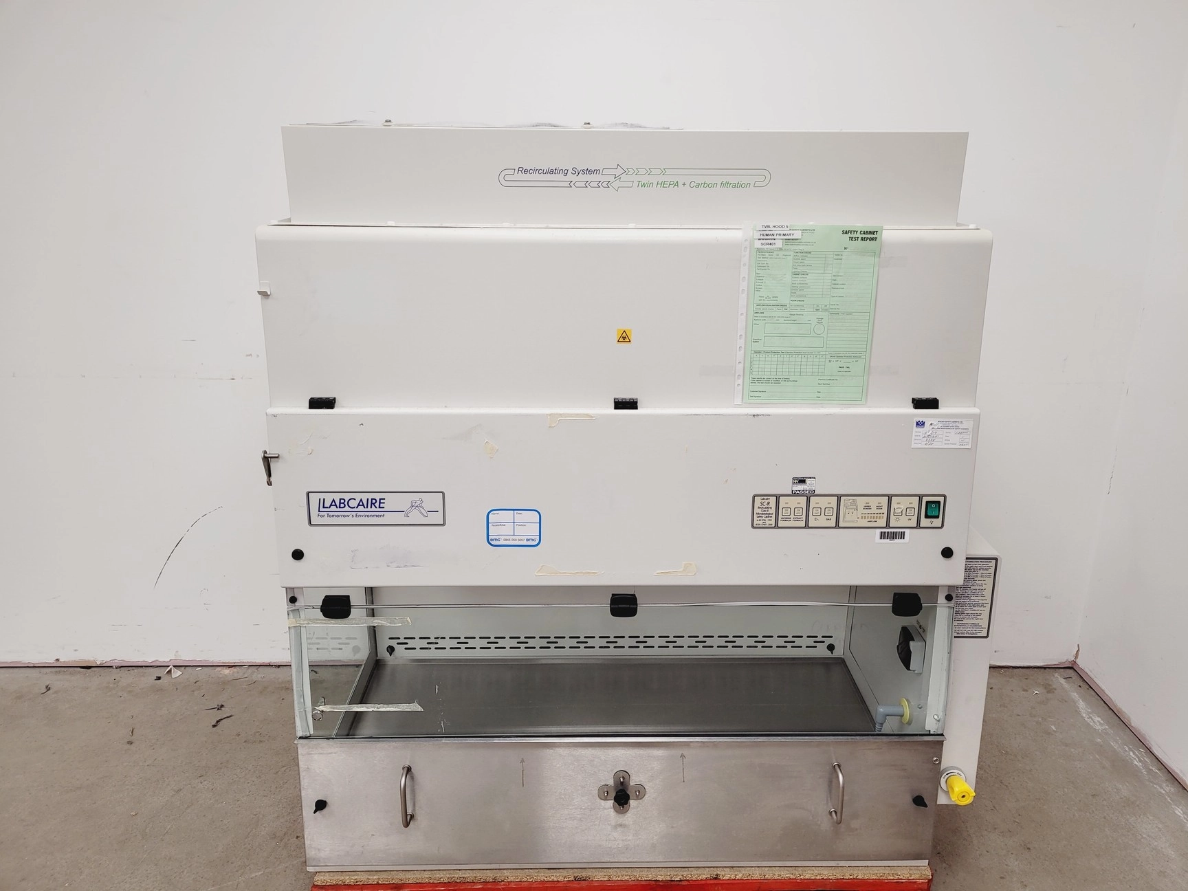 Labcaire Model SC12R Recirculating Class II Microbiological Safety Cabinet Lab