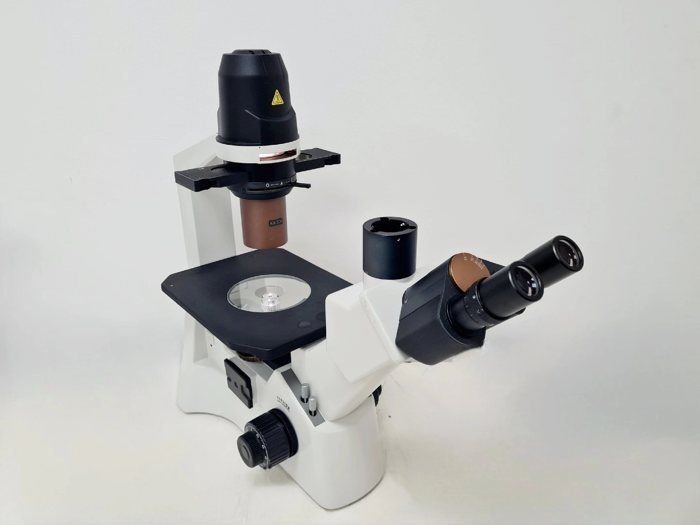 Motic AE21 Series Trinocular Inverted Microscope w/ 3x Objectives Lab