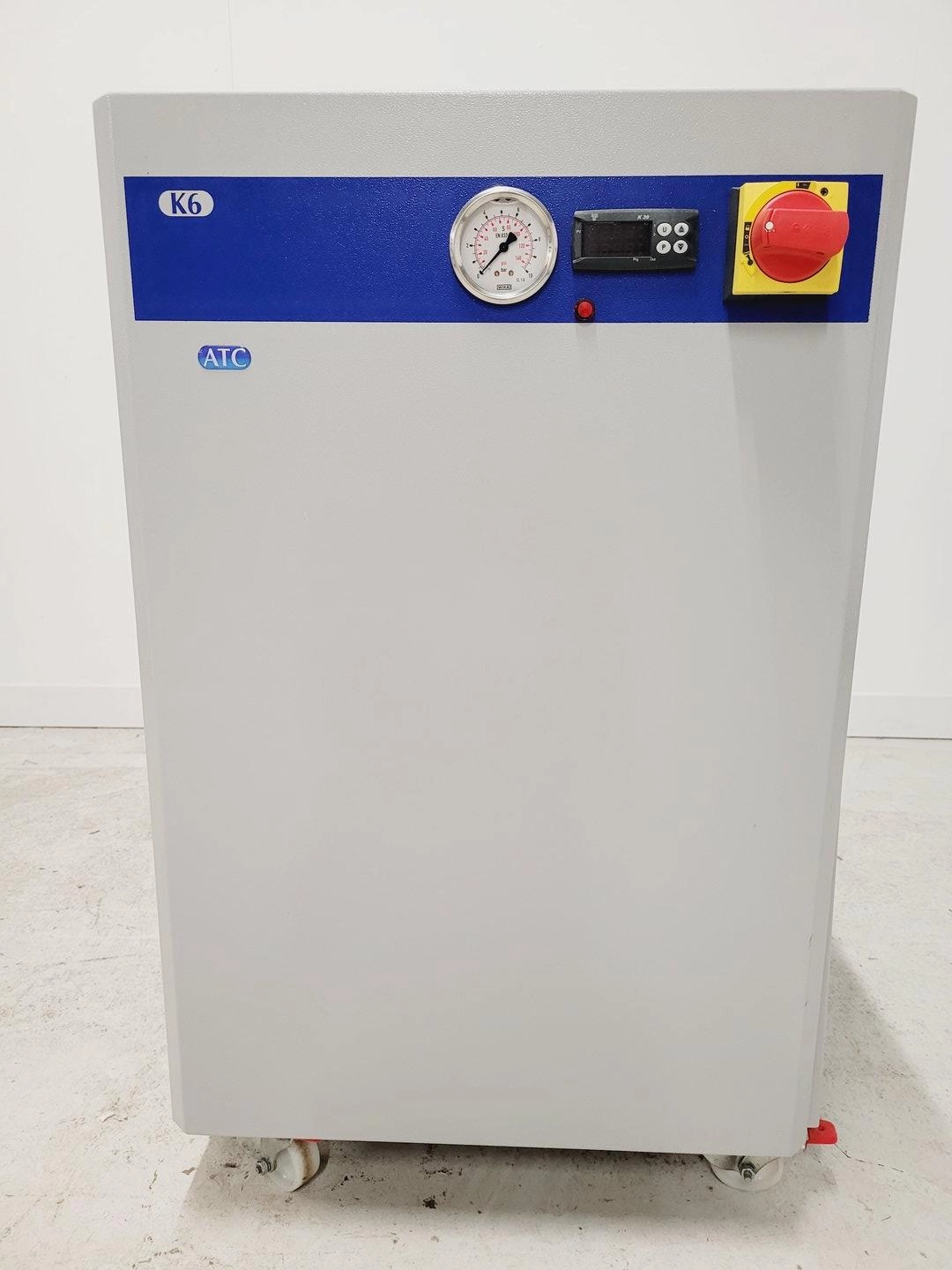 Applied Thermal Control Model K6 ATC Industrial Recirculating Chiller Lab Faulty