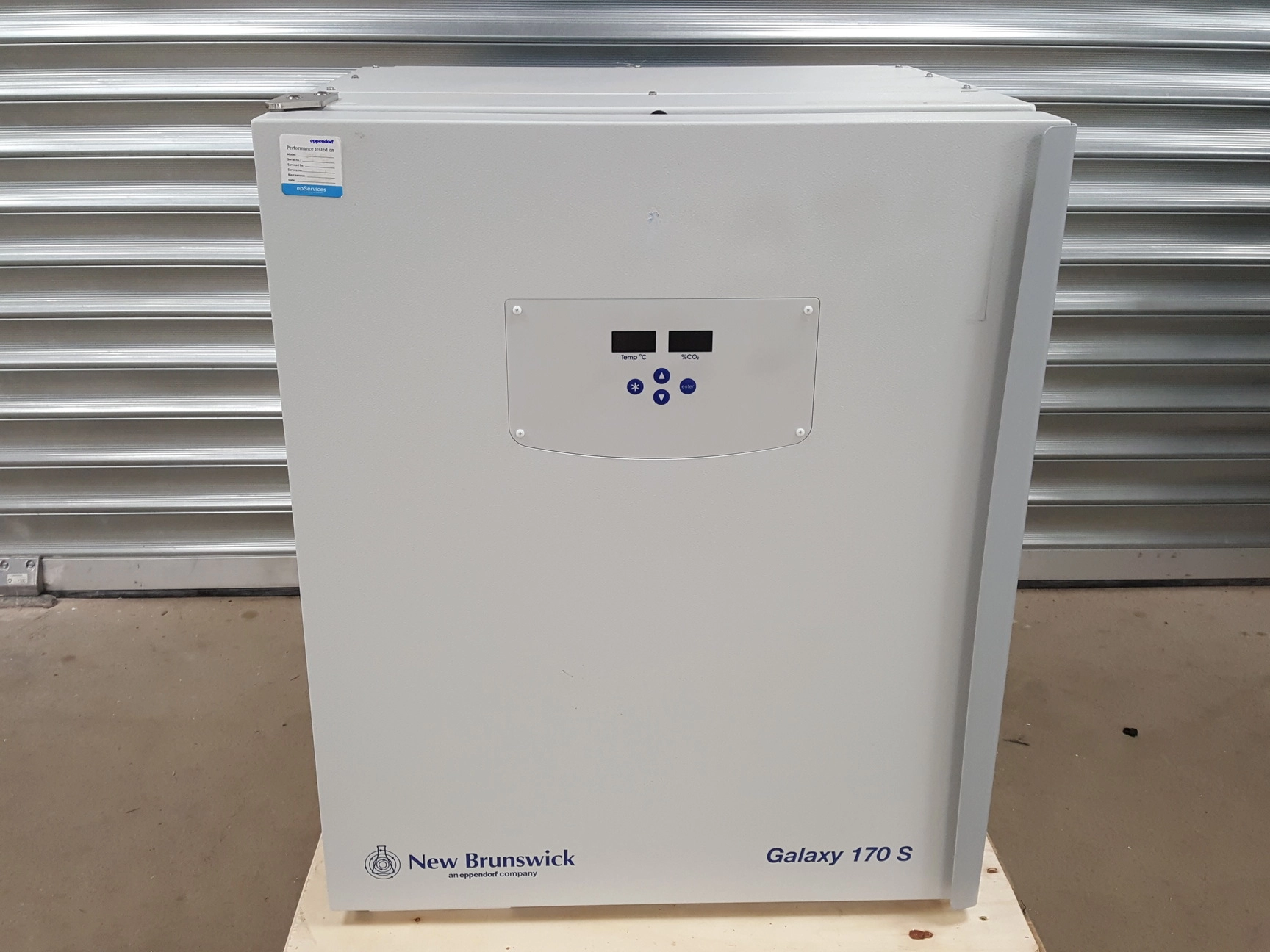 New Brunswick Galaxy 170 S CO2 Laboratory Incubator Model - CO170S-230-1000 Lab