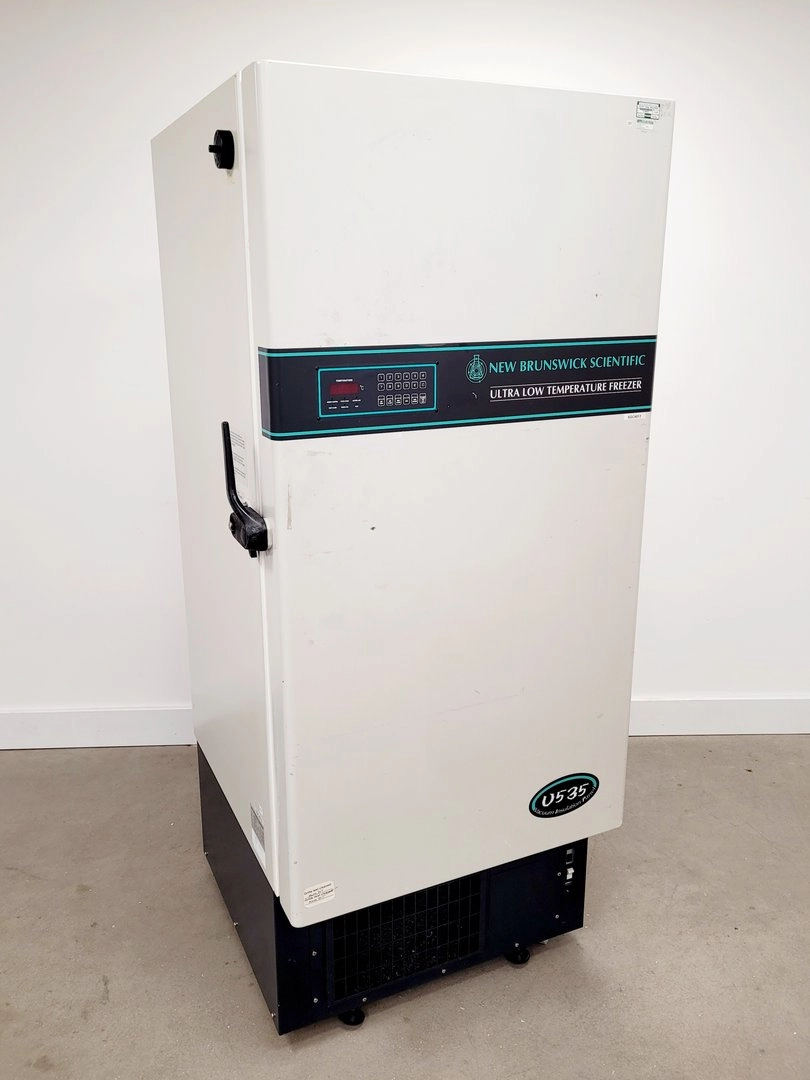 New Brunswick Scientific Ultra Low Temperature Freezer U535 -86 Lab