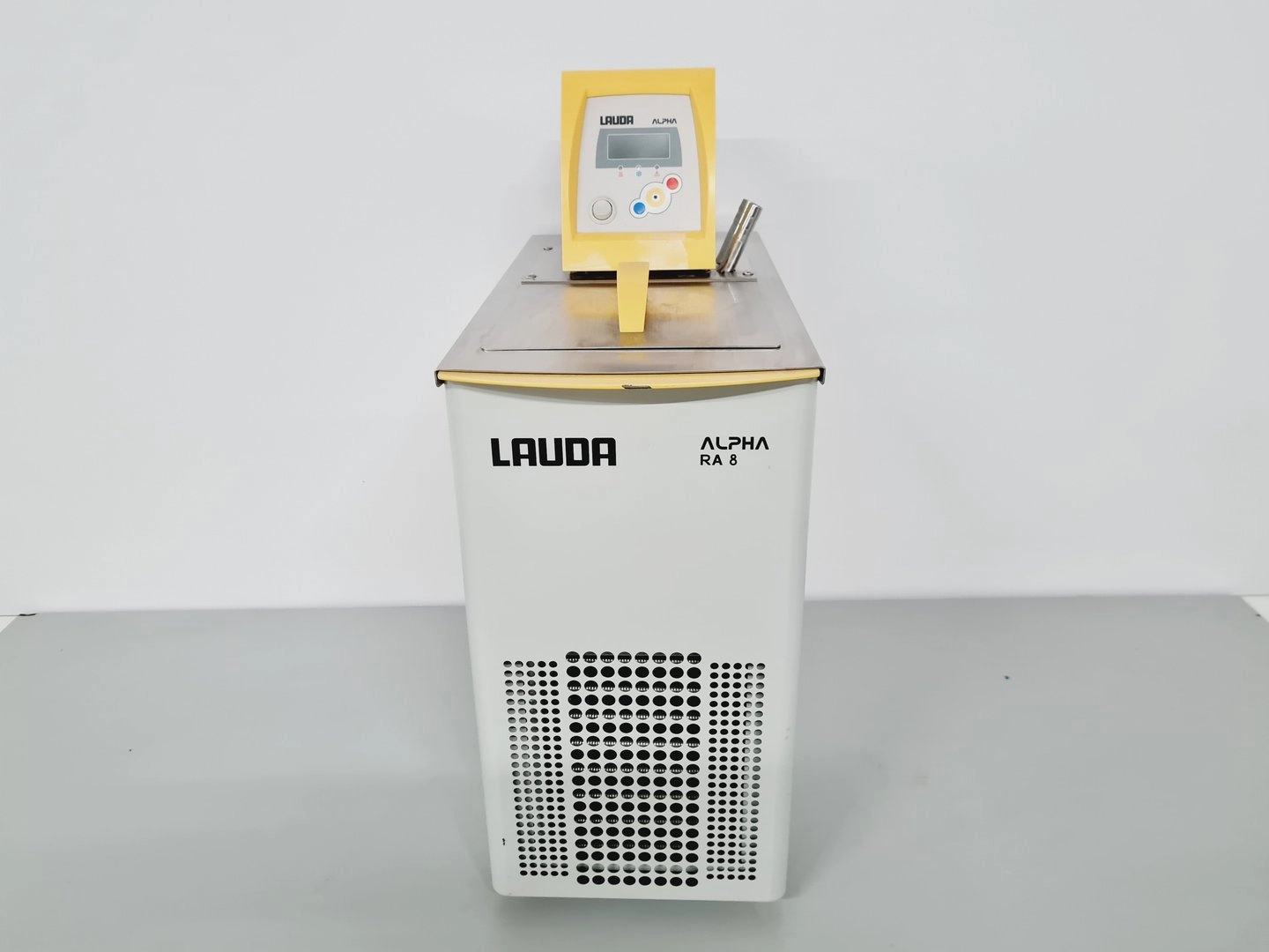 Lauda Alpha  Model RA 8 Cooling Thermostatic Water Bath Lab