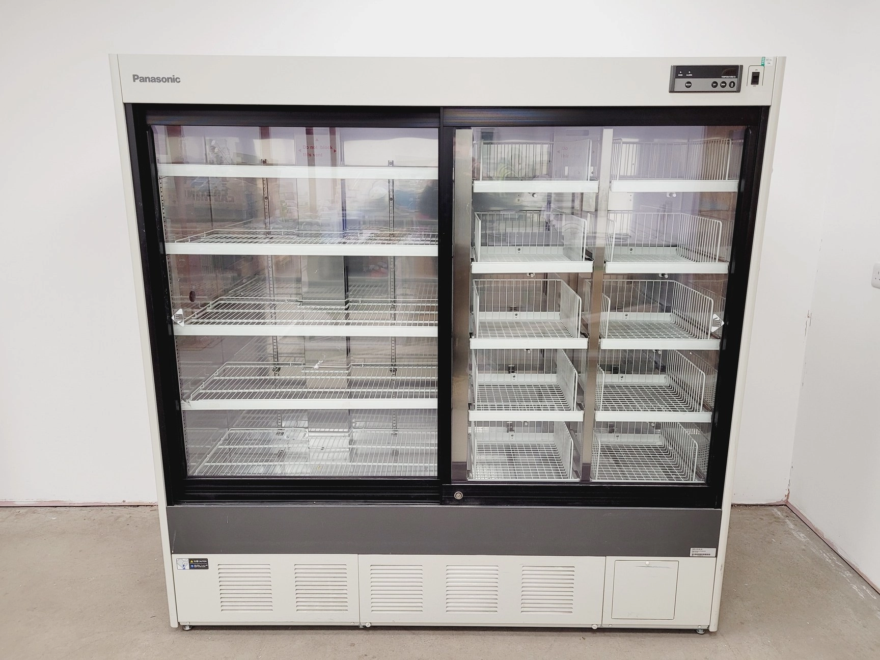 Panasonic Pharmaceutical Refrigerator  Model - MPR-1014R-PE Lab