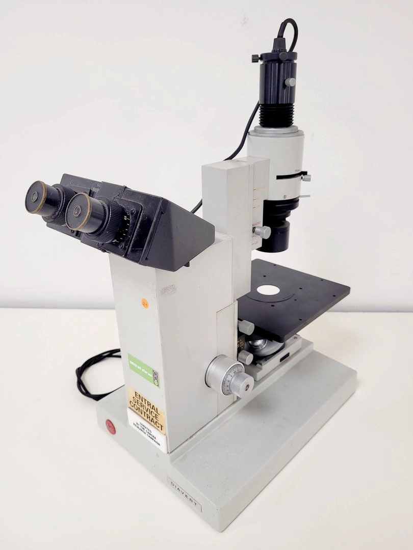 Leitz Diavert Inverted Microscope w/ 3 x Objectives Lab