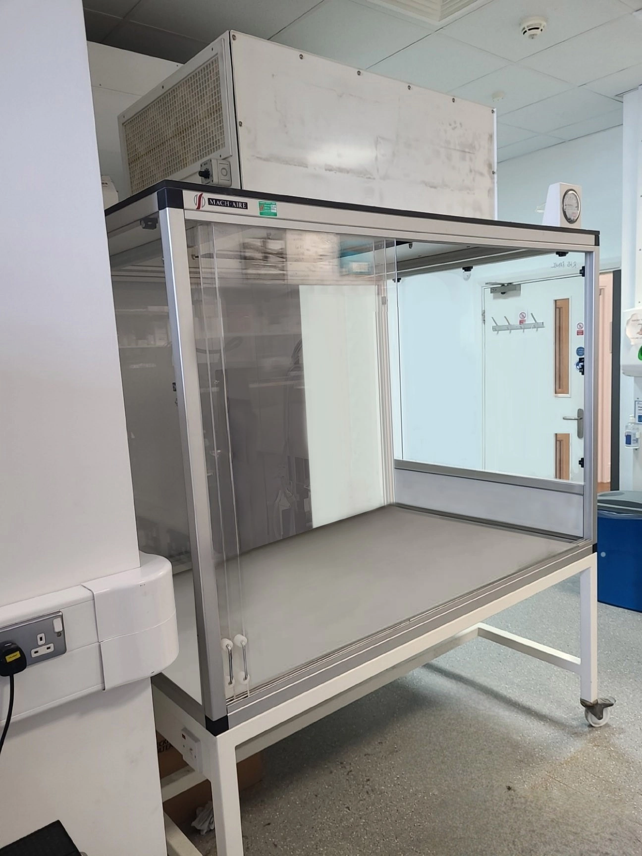 Mach Aire Air Cabinet Robotics Enclosure Lab