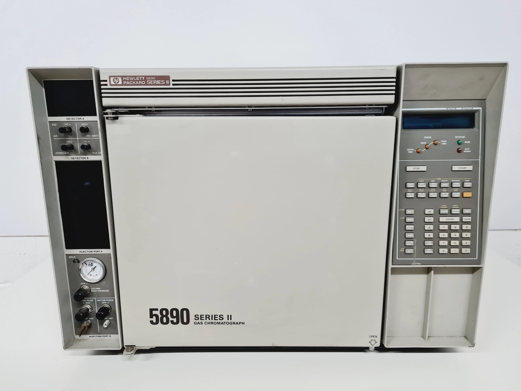 Hewlett Packard 5890 Series II Gas Chromatograph Lab