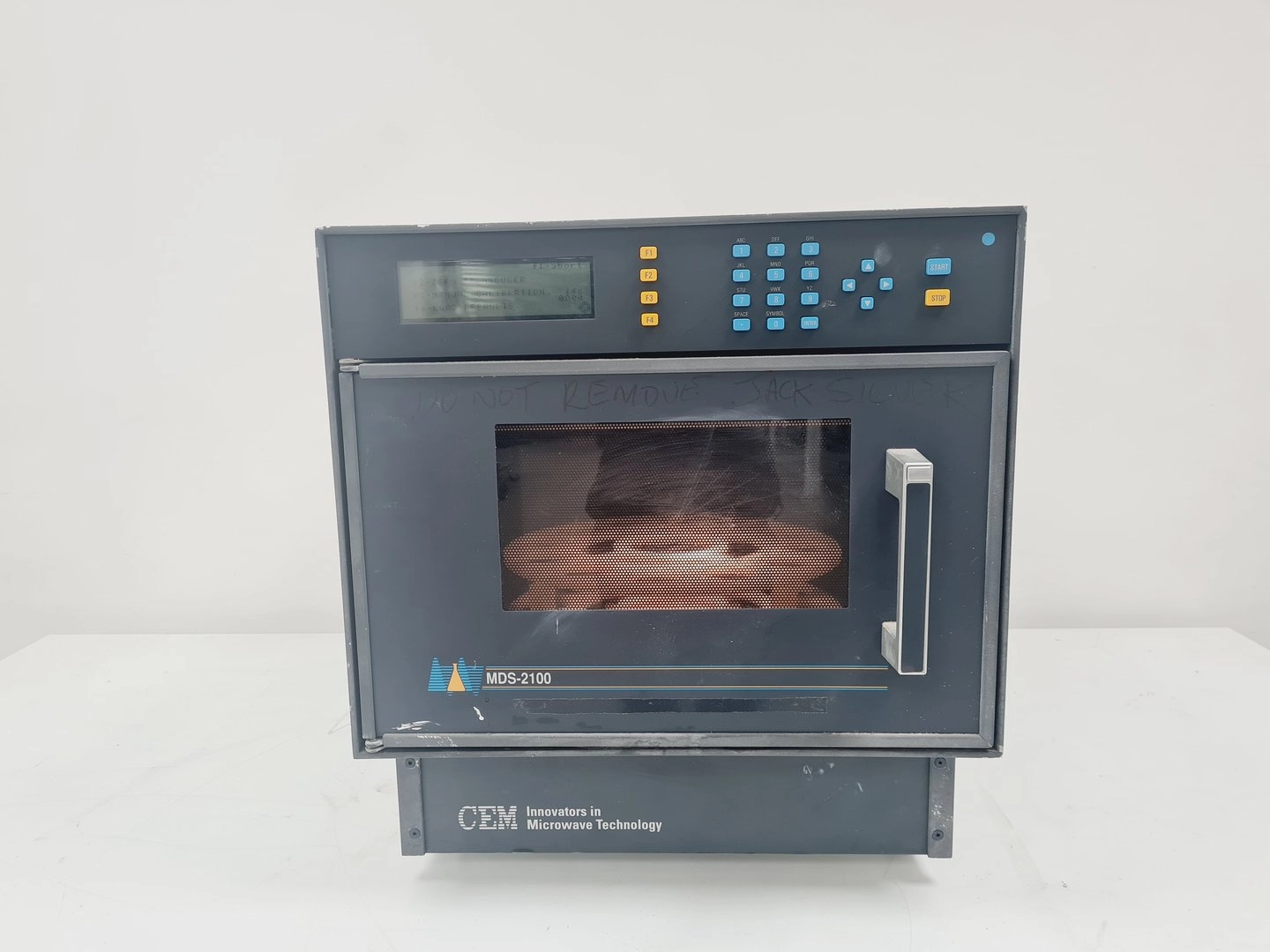 CEM MDS-2100 Microwave Digestion System Lab