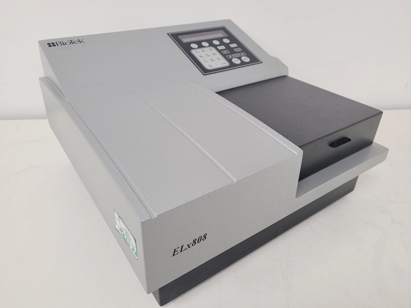 BioTek ELx808 Absorbance Microplate Reader Lab