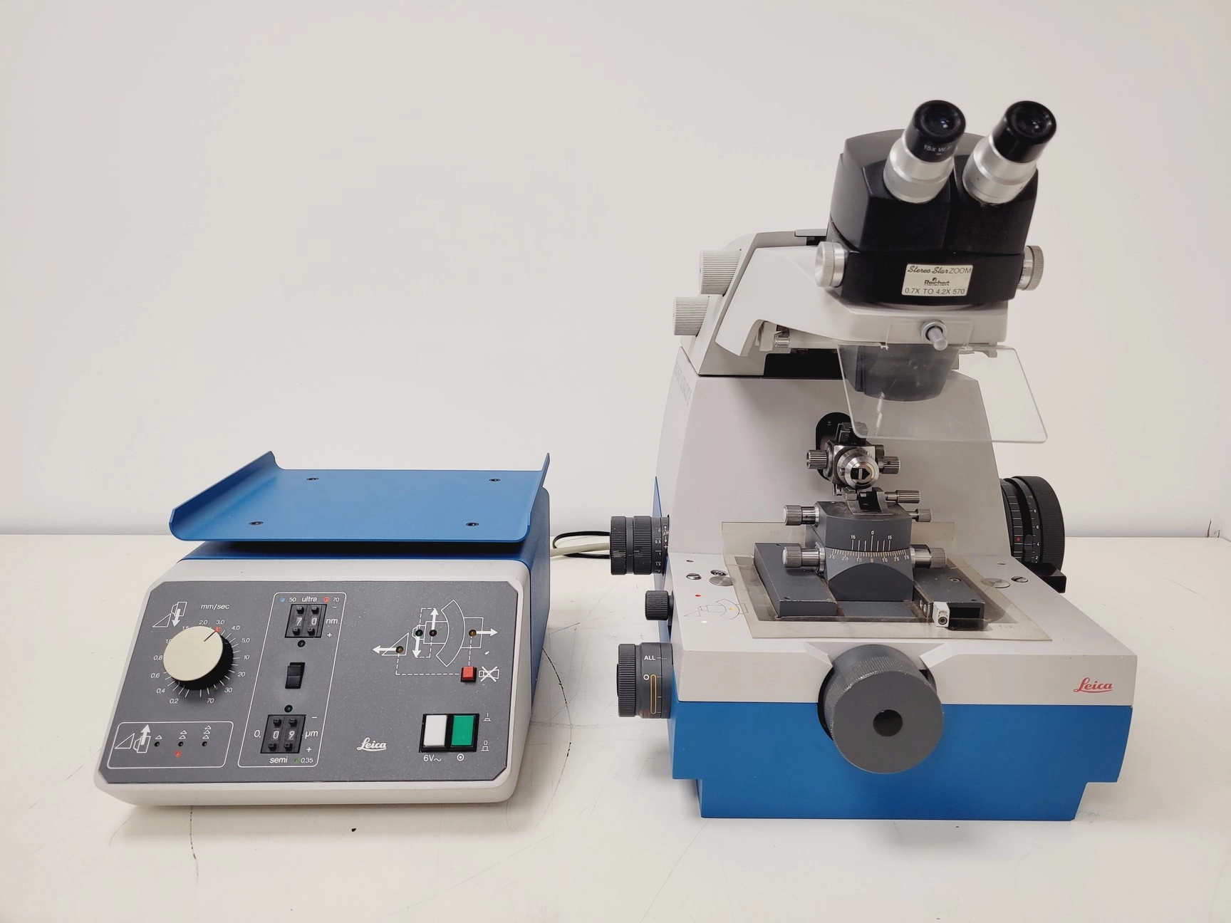 Leica Reichert Ultracut E Microtome System  Type - 701704 Lab