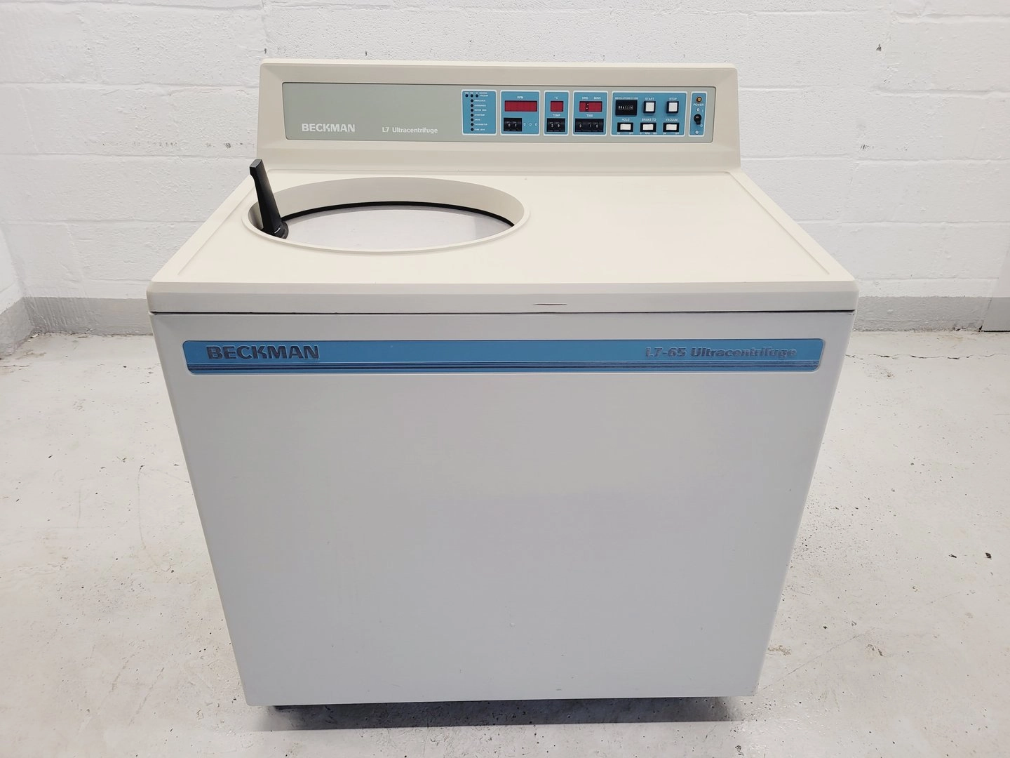 Beckman   Refrigerated Centrifuge Spares/Repairs Lab