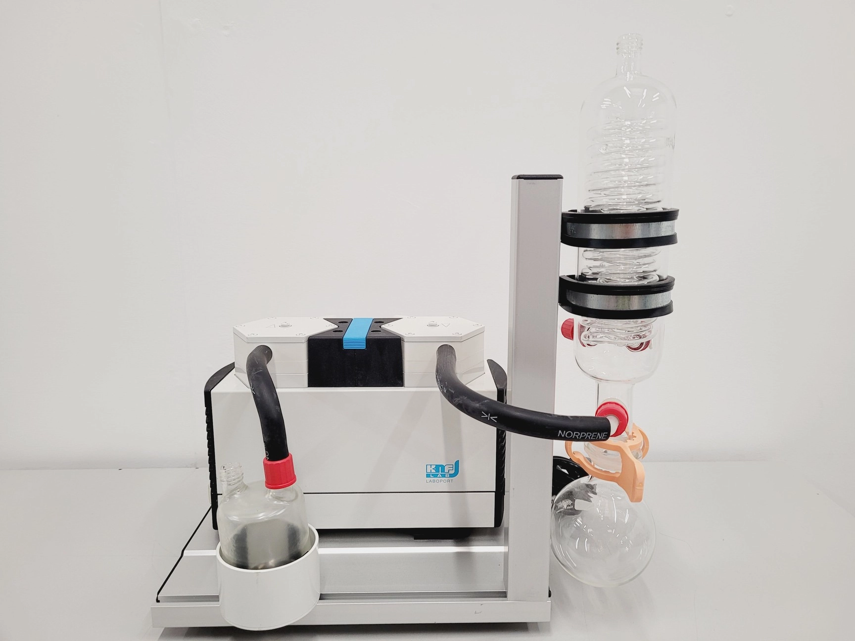 KNF LAB Laboport SH810 Chemically-resistant Vacuum System Lab