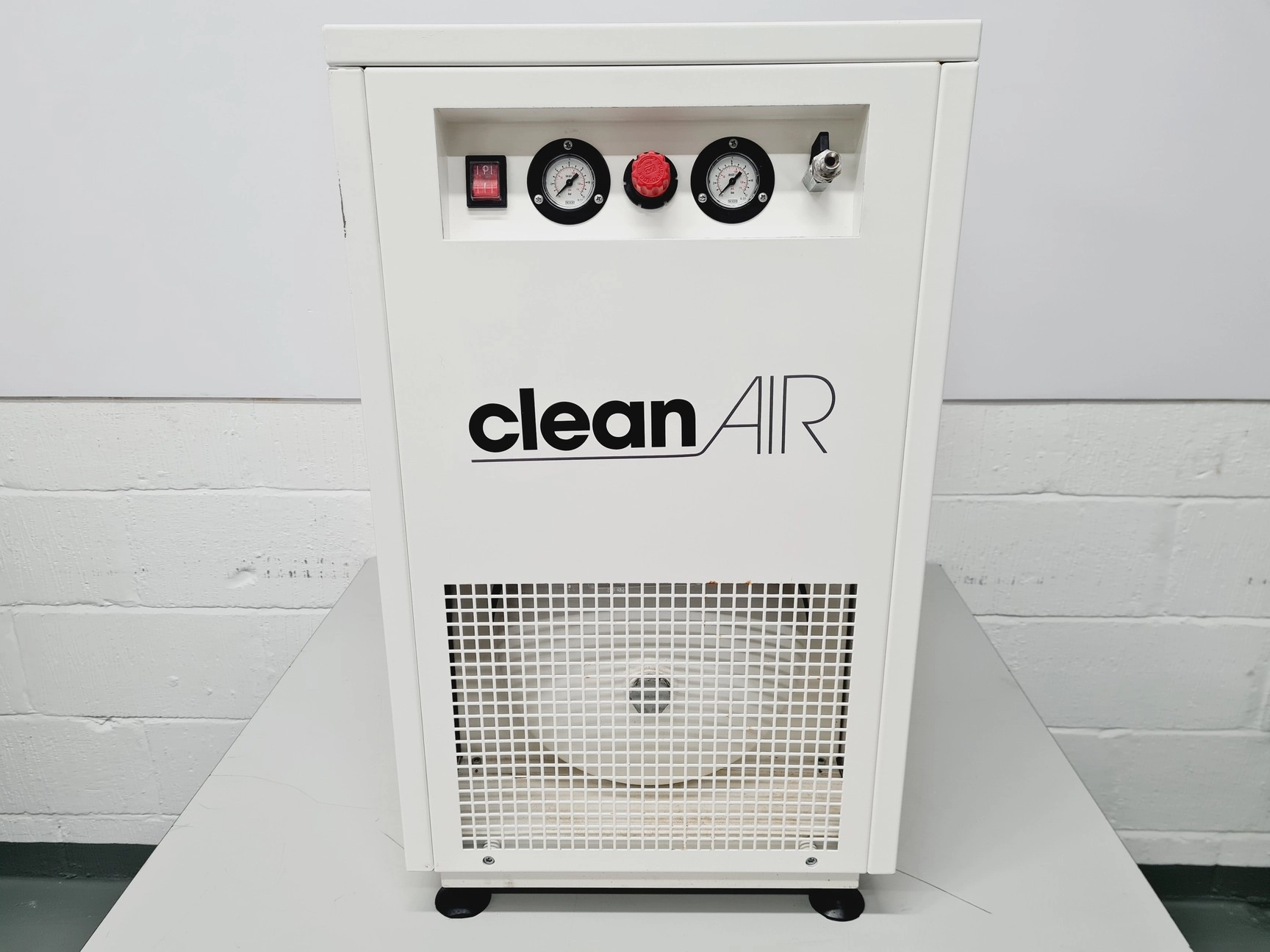 AARIAC Clean Air Type CLR 20/30 S T UK Lab