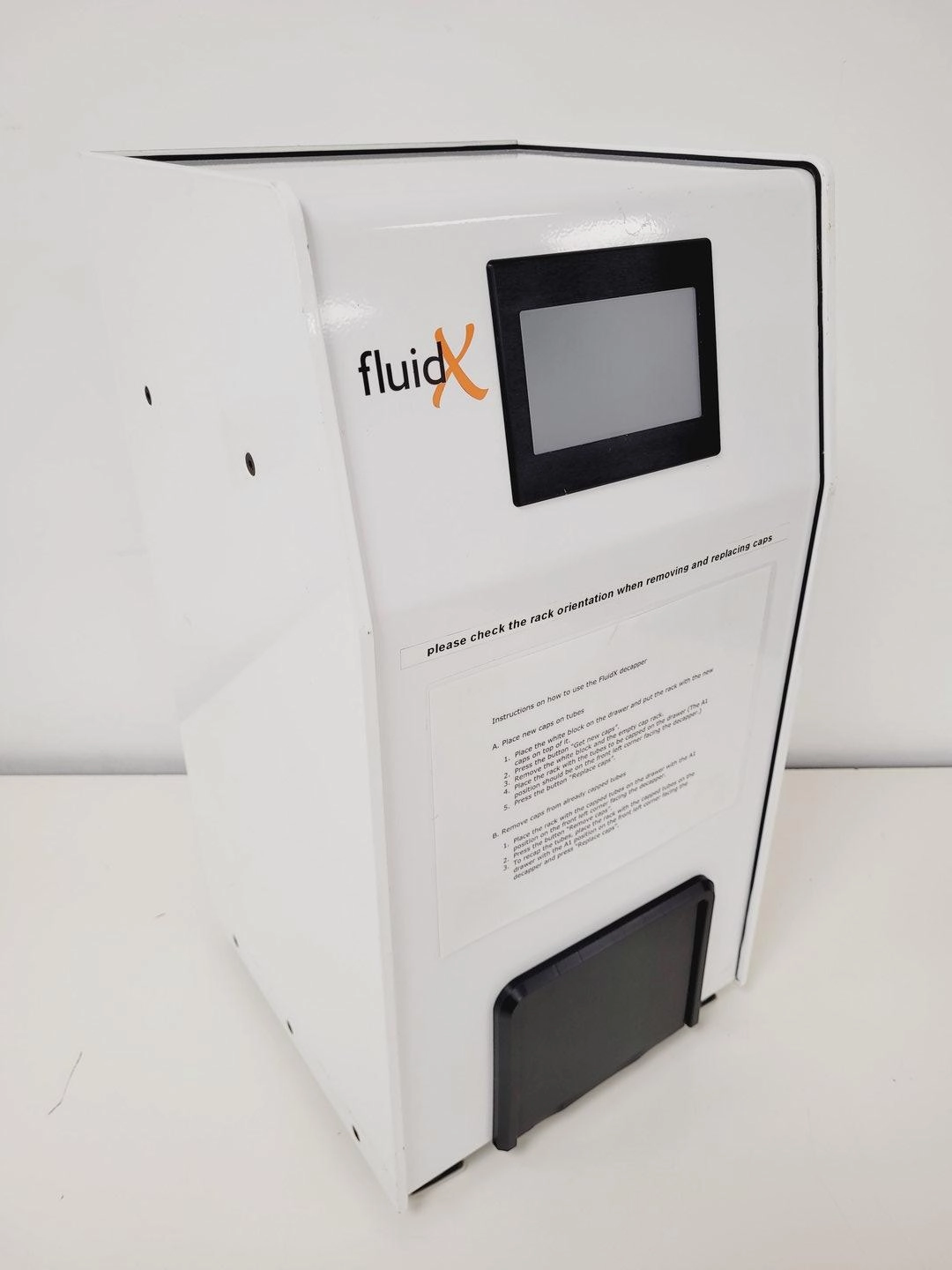 FluidX XSD-96 Pro Tube Automated Capper and De-Capper Lab