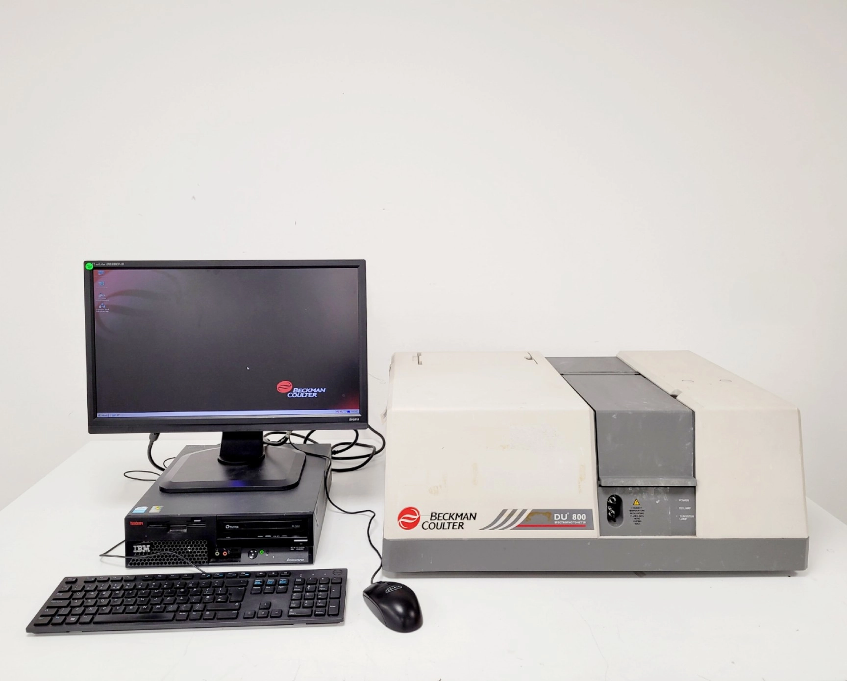 Beckman Coulter UV/VIS Spectrophotometer  Model - DU 800 w/ PC &amp; Software Lab